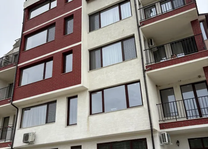 Apartment трушеви